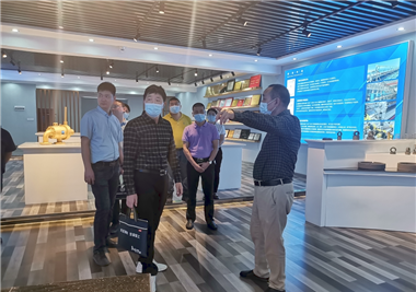 腳踏實地，行穩(wěn)致遠——泉州市應急管理局副局長張樹武一行蒞臨閩旋科技考察安全生產標準化工作